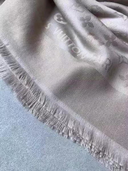 Louis Vuitton Scarf LVS92110G Louis Vuitton Scarf LVS92110G
