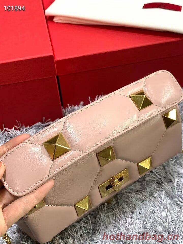 Valentino mini Garavani Roman Stud V2061 pink Valentino mini Garavani Roman Stud V2061 pink