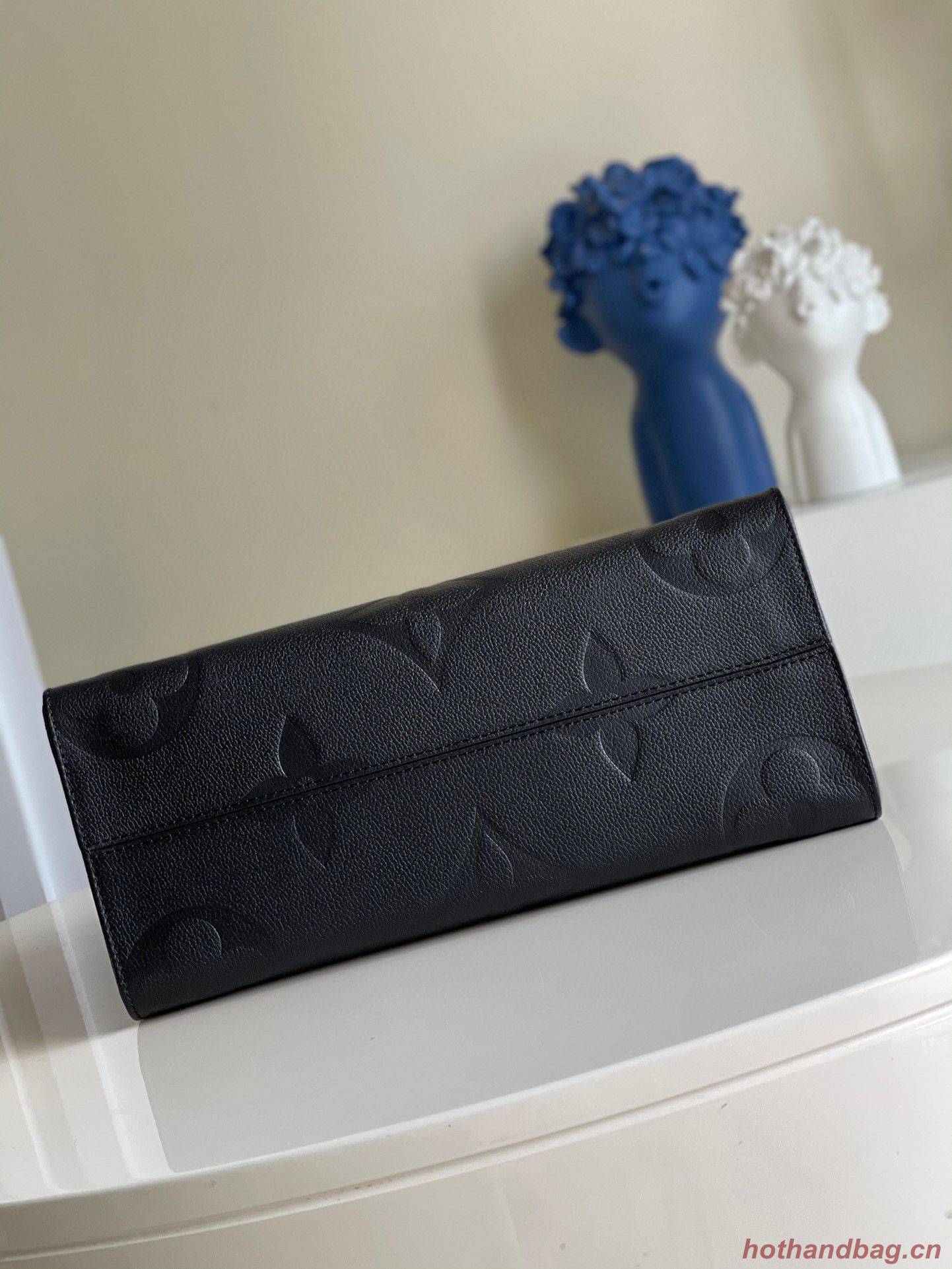 Louis Vuitton ONTHEGO MM M45595 Black Louis Vuitton ONTHEGO MM M45595 Black