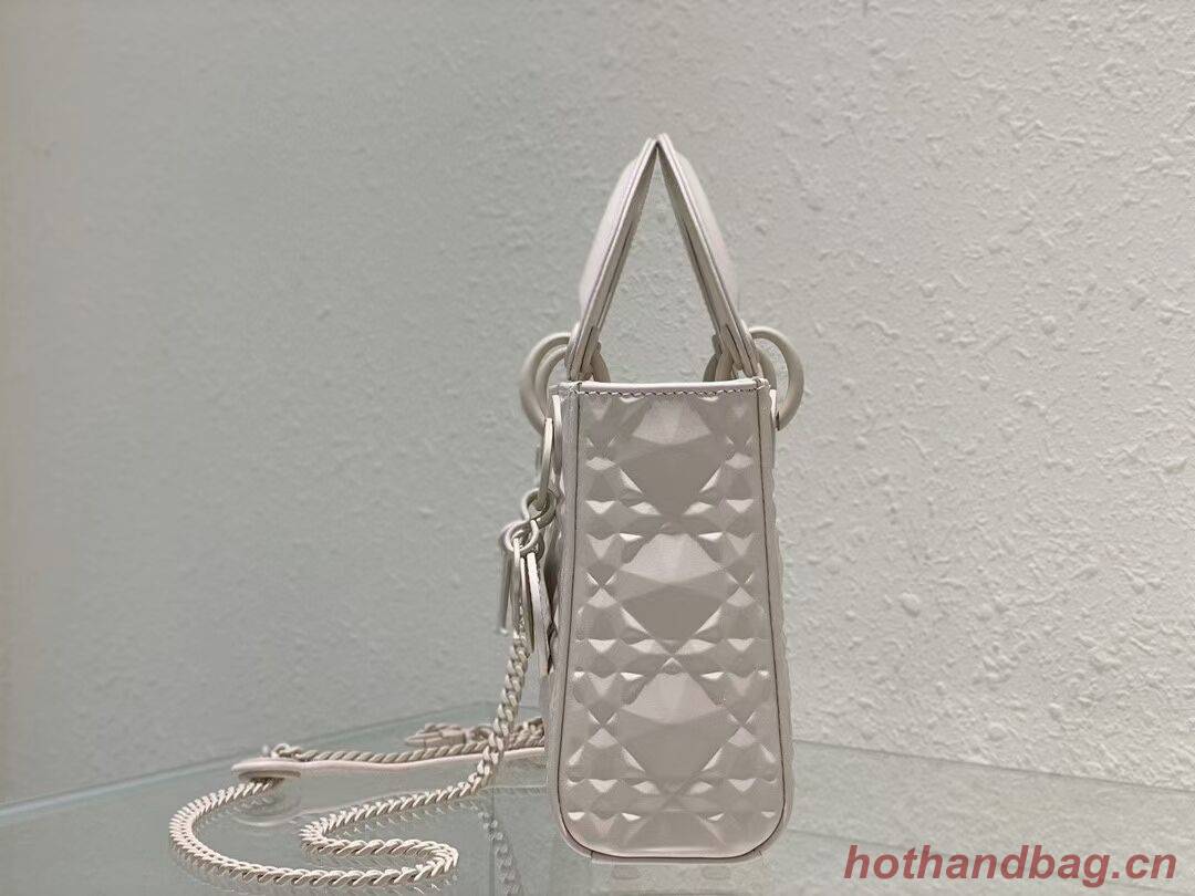 MINI LADY DIOR BAG Cannage Calfskin C2815 white MINI LADY DIOR BAG Cannage Calfskin C2815 white