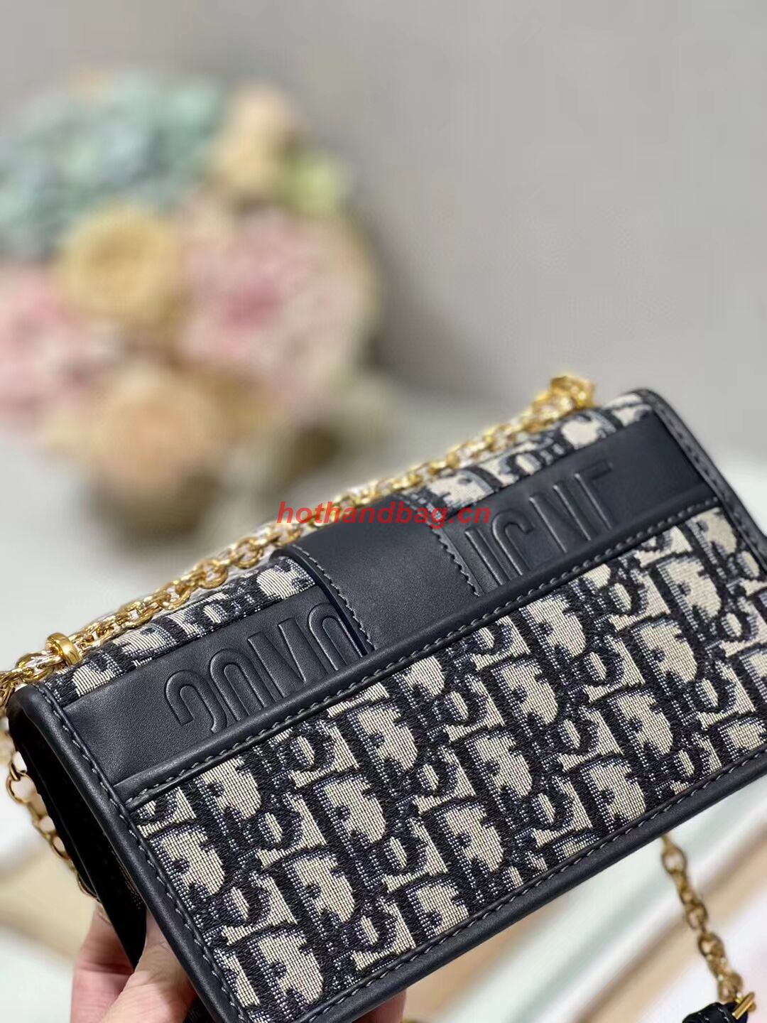 30 MONTAIGNE EAST-WEST BAG WITH CHAIN Blue Dior Oblique Jacquard M9334 30 MONTAIGNE EAST-WEST BAG WITH CHAIN Blue Dior Oblique Jacquard M9334