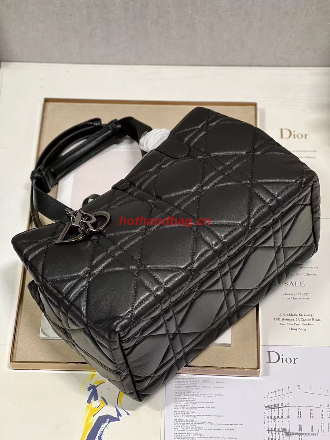 LADY DIOR TOP HANDLE MEDIUM BAG Latte Cannage Lambskin C0089 BLACK&BLACK LADY DIOR TOP HANDLE MEDIUM BAG Latte Cannage Lambskin C0089 BLACK&BLACK