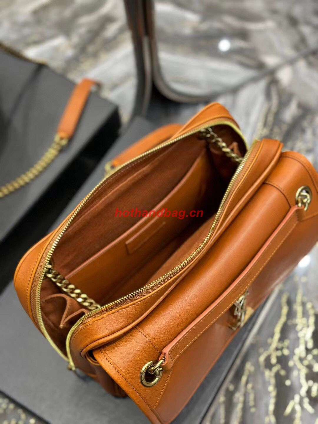 SAINT LAUREN NIKI BABY CHAIN BAG IN SMOOTH LEATHER Y871250 Brown SAINT LAUREN NIKI BABY CHAIN BAG IN SMOOTH LEATHER Y871250 Brown