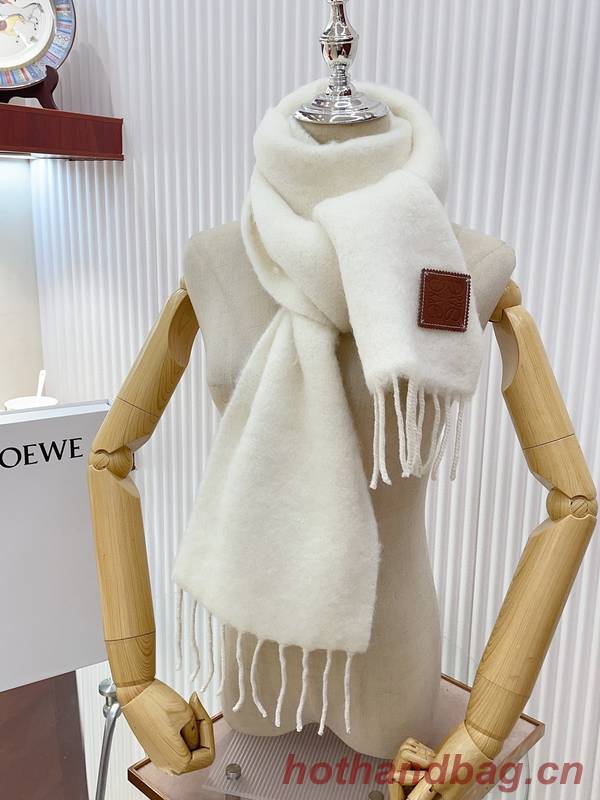 Loewe Scarf LOC00019 Loewe Scarf LOC00019