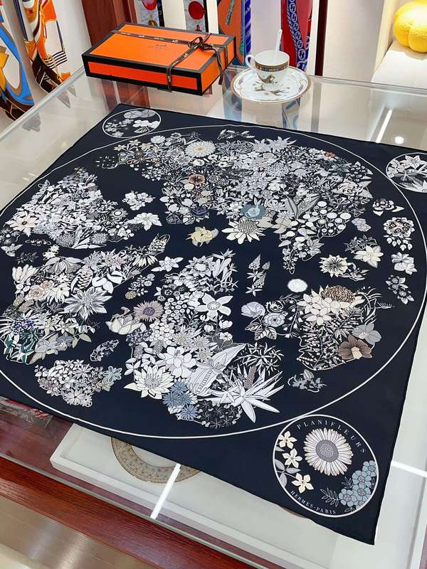 Hermes Scarf HEC00958 Hermes Scarf HEC00958