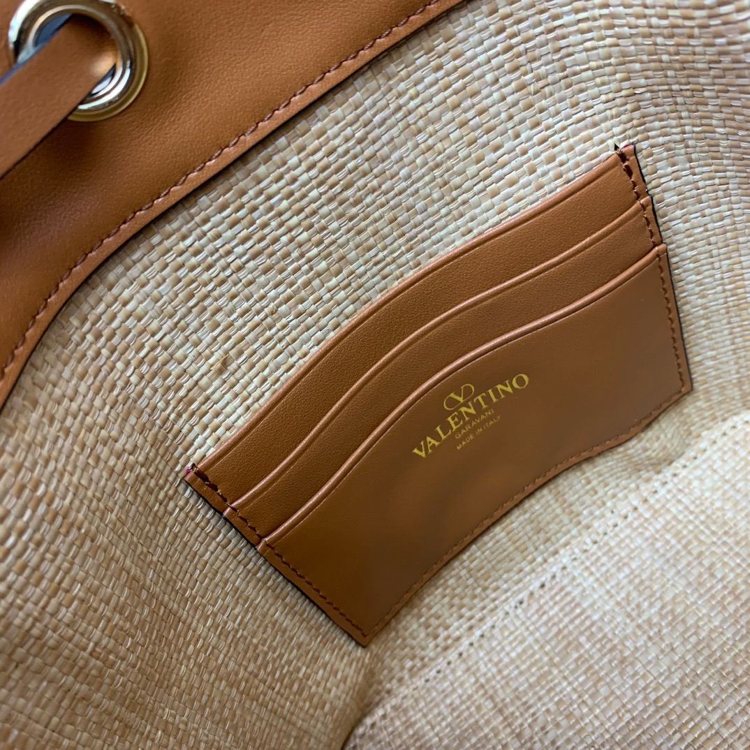 VALENTINO VLOGO SIGNATURE RAFFIA Mini Bucket Bag 03191 brown VALENTINO VLOGO SIGNATURE RAFFIA Mini Bucket Bag 03191 brown