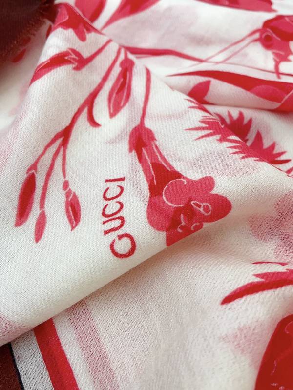 Gucci Scarf GUC00376 Gucci Scarf GUC00376