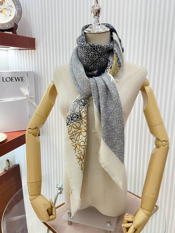 Loewe Scarf LOC00069 Loewe Scarf LOC00069