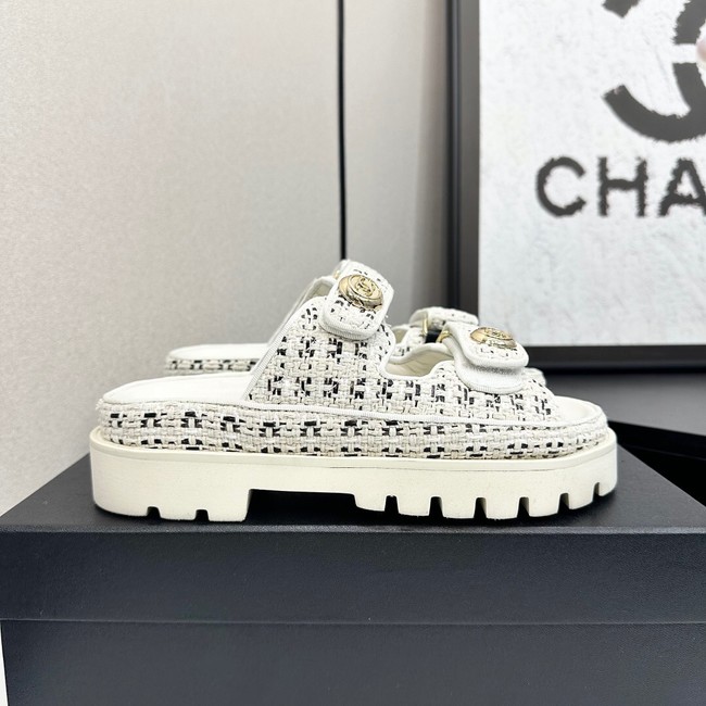 Chanel WOMENS SANDAL 55817-2