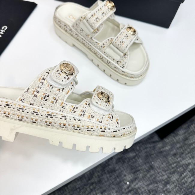 Chanel WOMENS SANDAL 55817-4