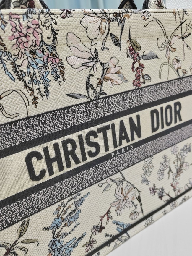 Medium Dior Book Tote Dior Pivoine Beige Millefiori Embroidery M1296ZEXH-1