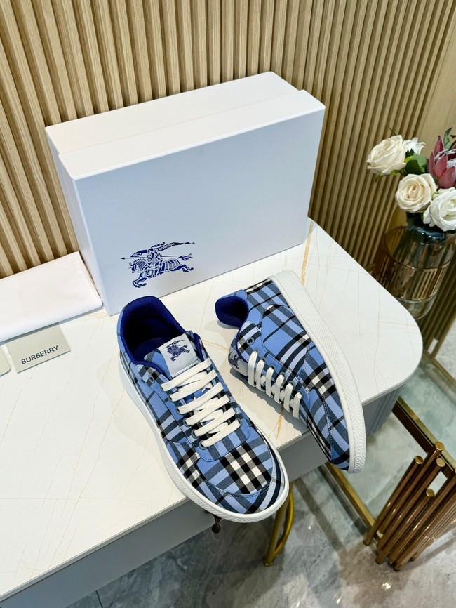 BurBerry Mens Flat shoes 44994-4
