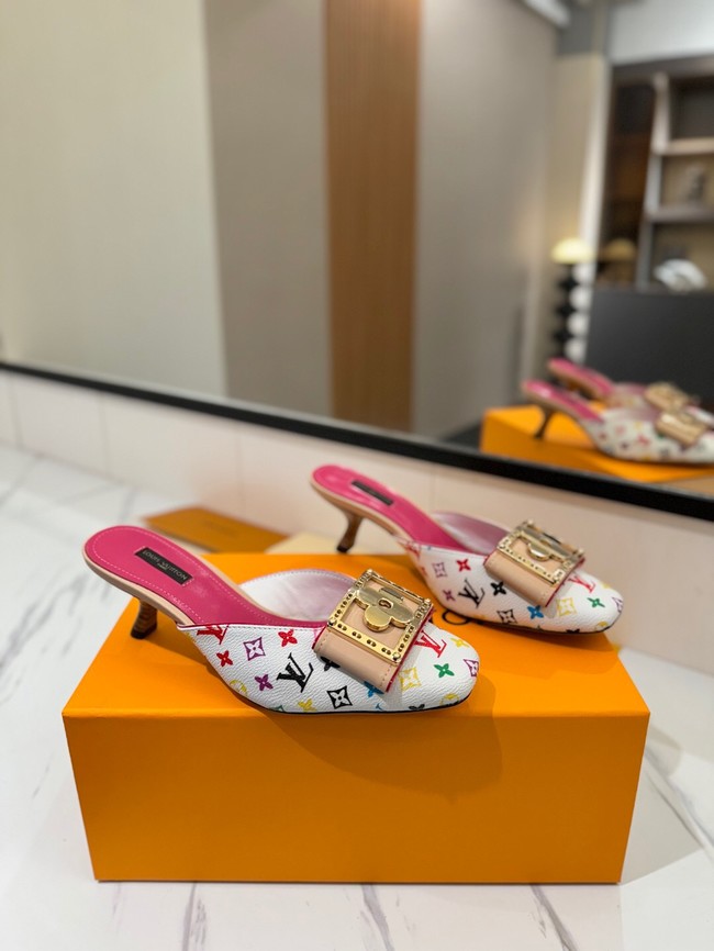 Louis Vuitton Slippers 45001-7