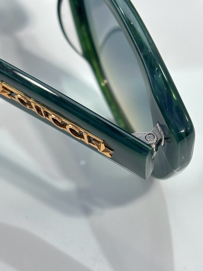 Gucci Sunglasses 260522-28 Gucci Sunglasses 260522-28