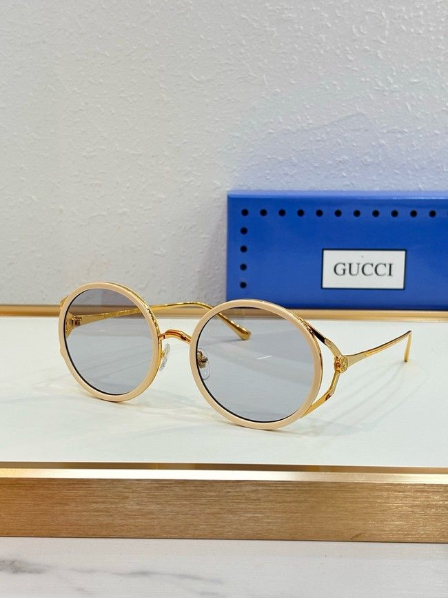 Gucci Sunglasses 260532-4
