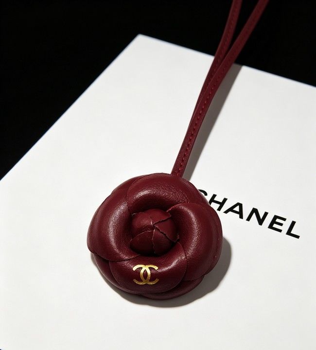 CHANEL charm 6598 burgundy CHANEL charm 6598 burgundy