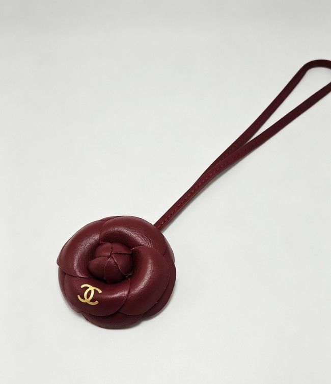 CHANEL charm 6598 burgundy CHANEL charm 6598 burgundy