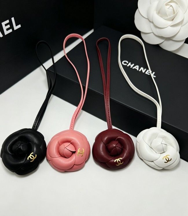 CHANEL charm 6598 burgundy CHANEL charm 6598 burgundy