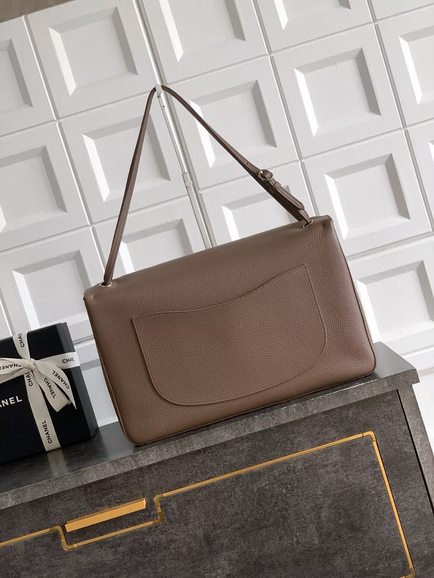Chanel SPRING SUMMER 2026 MAXI FLAP BAG Grained Calfskin & Silver-Tone Metal AS6233 Brown Chanel SPRING SUMMER 2026 MAXI FLAP BAG Grained Calfskin & Silver-Tone Metal AS6233 Brown