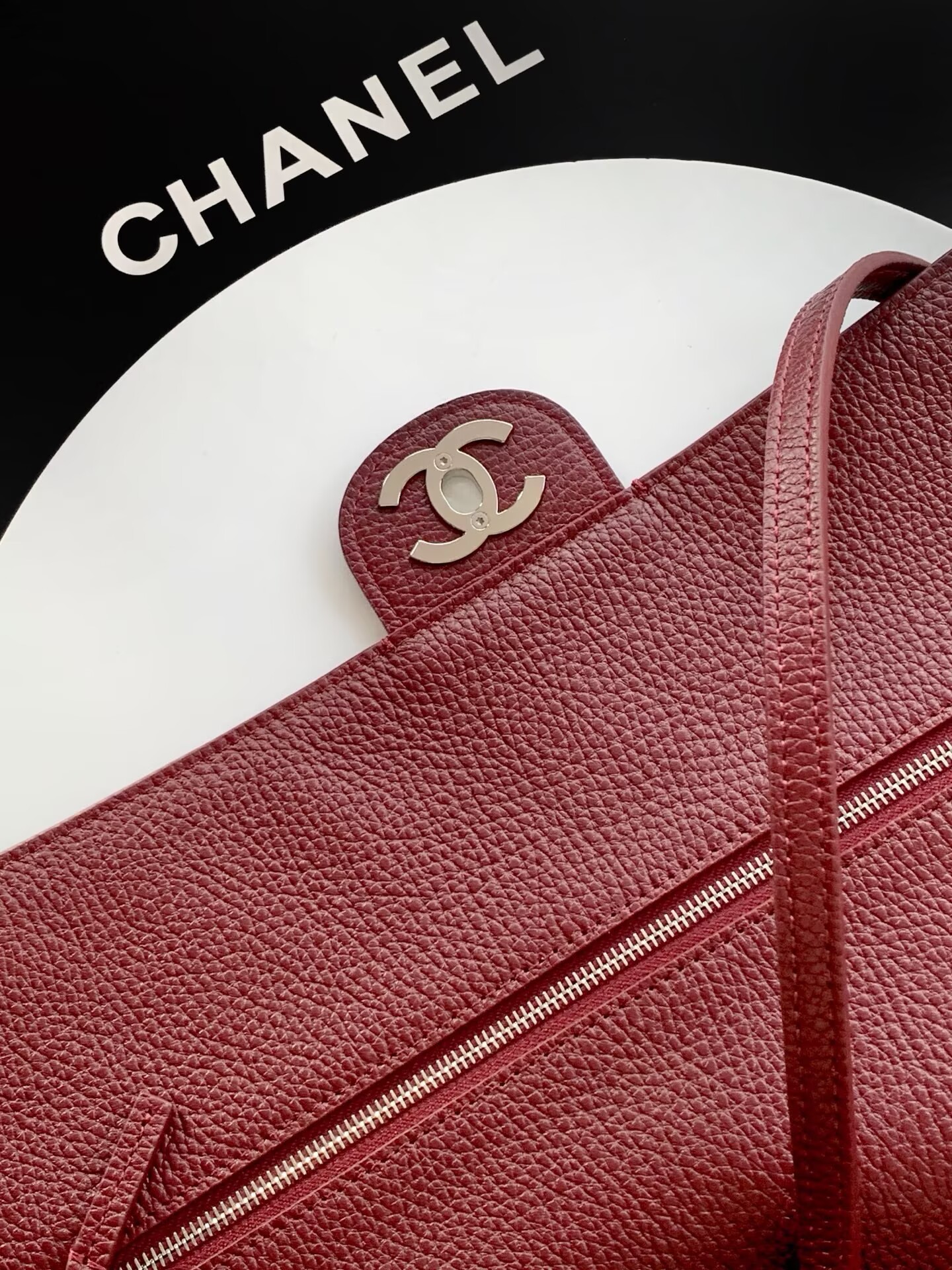Chanel SPRING SUMMER 2026 MAXI FLAP BAG Grained Calfskin & Silver-Tone Metal AS6233 Burgundy Chanel SPRING SUMMER 2026 MAXI FLAP BAG Grained Calfskin & Silver-Tone Metal AS6233 Burgundy