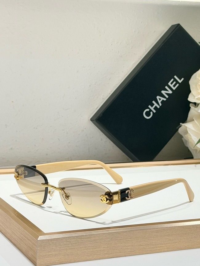 Chanel Sunglasses 260537-1