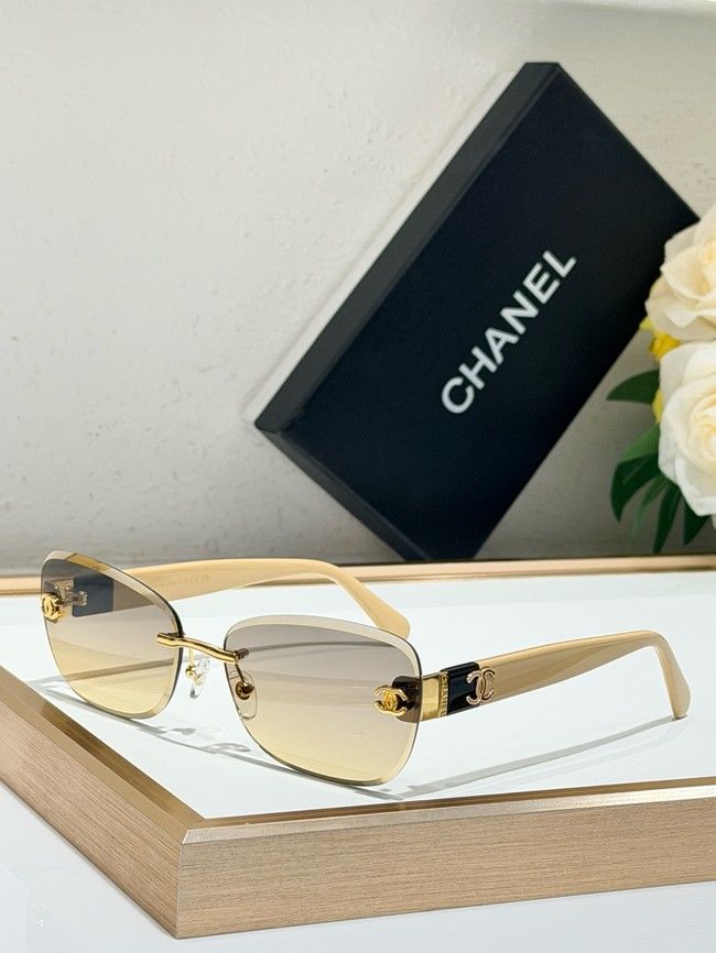 Chanel Sunglasses 260539-4