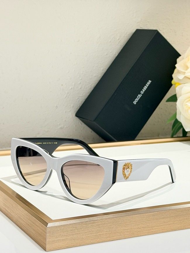 Dolce & Gabbana Sunglasses 260541-1
