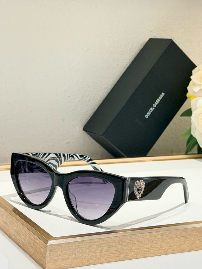 Dolce & Gabbana Sunglasses 260541-2