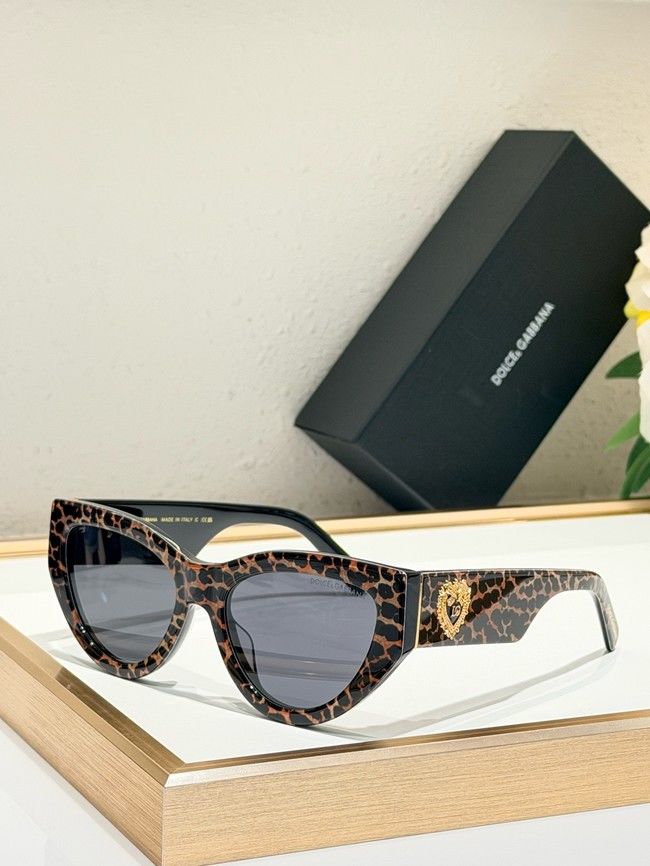 Dolce & Gabbana Sunglasses 260541-4