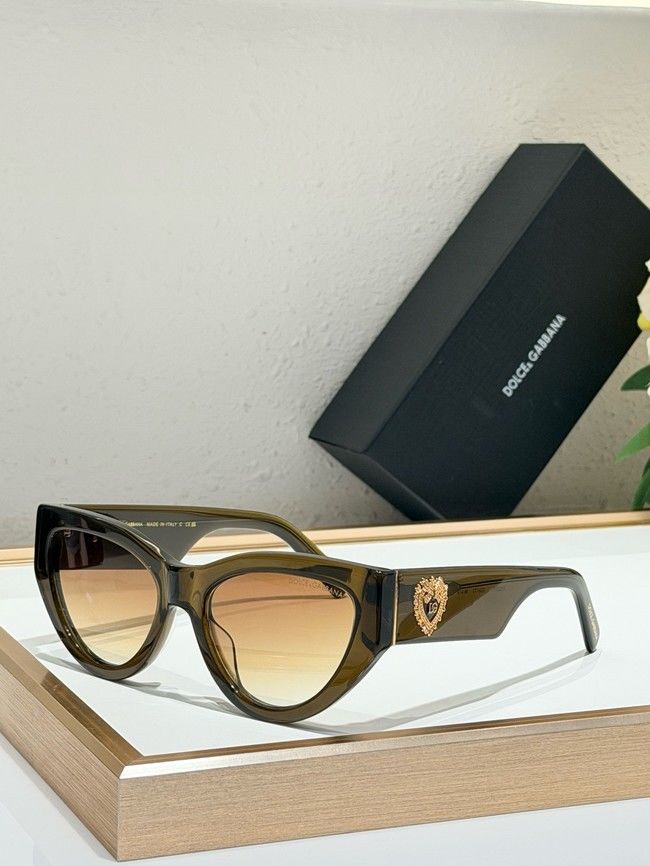 Dolce & Gabbana Sunglasses 260541-7