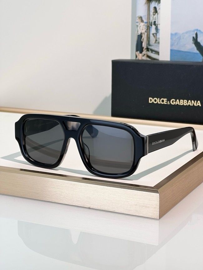 Dolce & Gabbana Sunglasses 260553-4