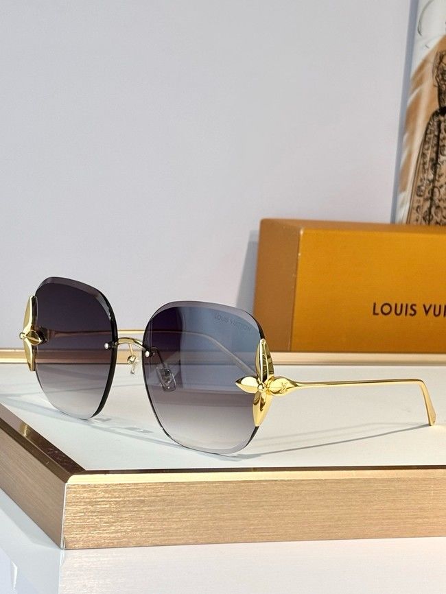 Louis Vuitton Sunglasses 260550-1