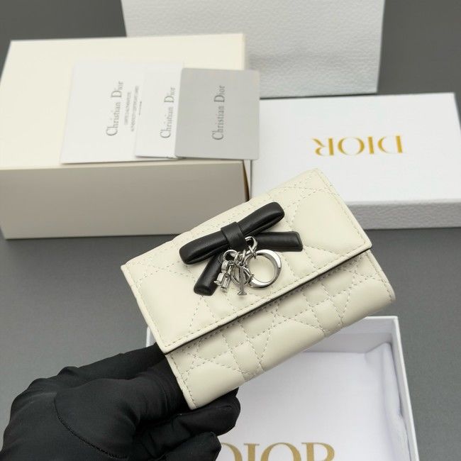 LADY DIOR LOTUS WALLET CANNAGE LAMBSKIN S2067 white LADY DIOR LOTUS WALLET CANNAGE LAMBSKIN S2067 white