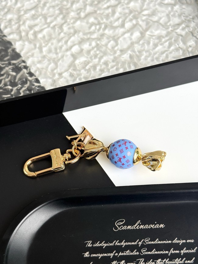 Louis Vuitton Charm M04053-9