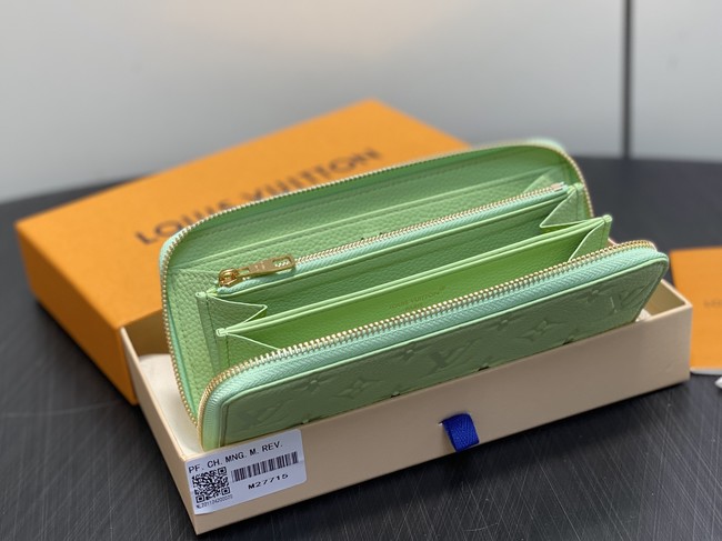 Louis Vuitton Zippy Wallet M27715 green