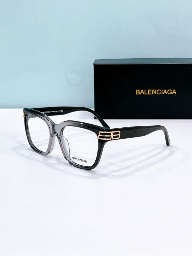 Balenciaga Sunglasses BA000004