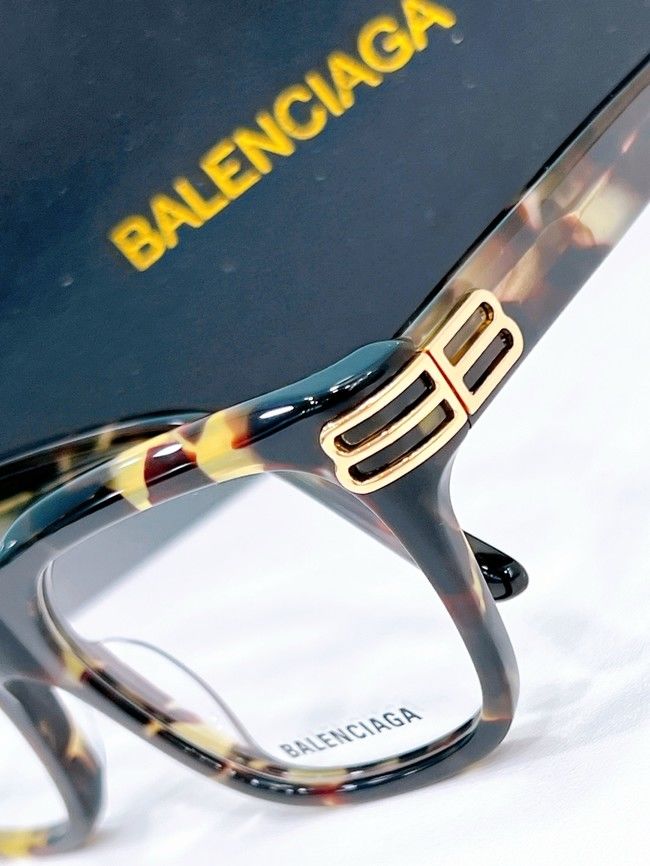 Balenciaga Sunglasses BA000012