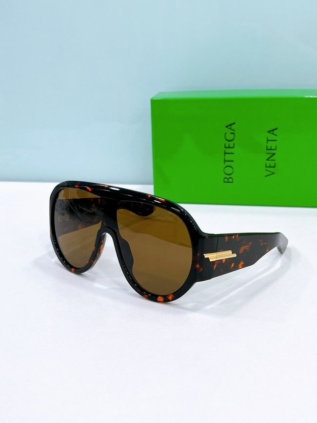 Bottega Veneta Sunglasses BV000001