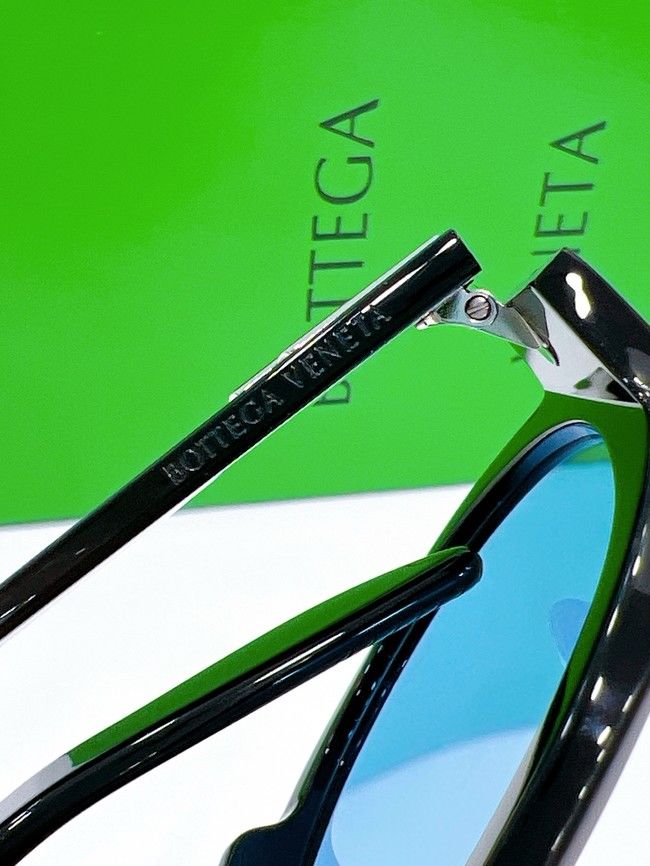 Bottega Veneta Sunglasses BV000012