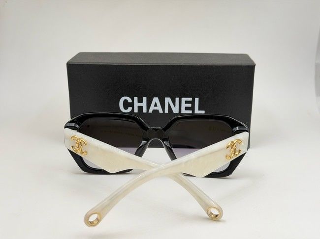 Chanel Sunglasses CHA000044