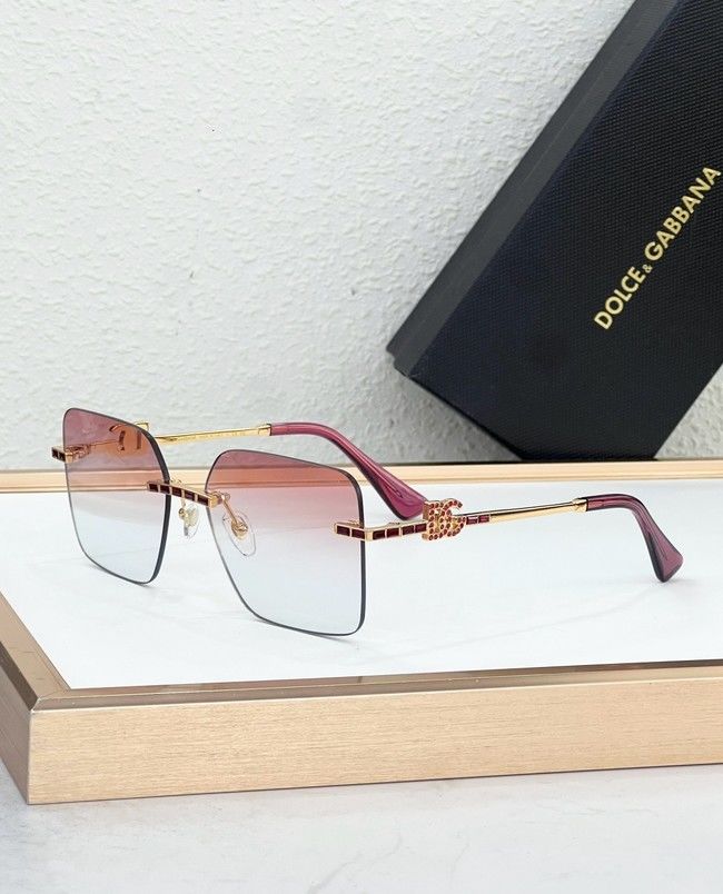 Dolce & Gabbana Sunglasses DGS000032