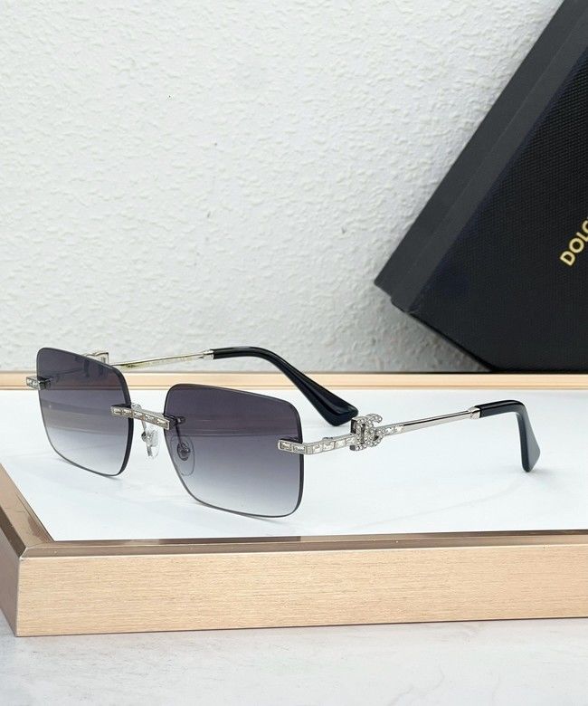 Dolce & Gabbana Sunglasses DGS000037