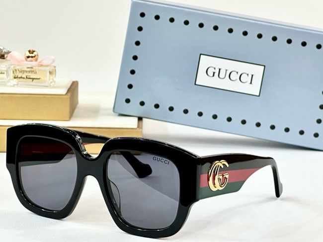 Gucci Sunglasses GS000008