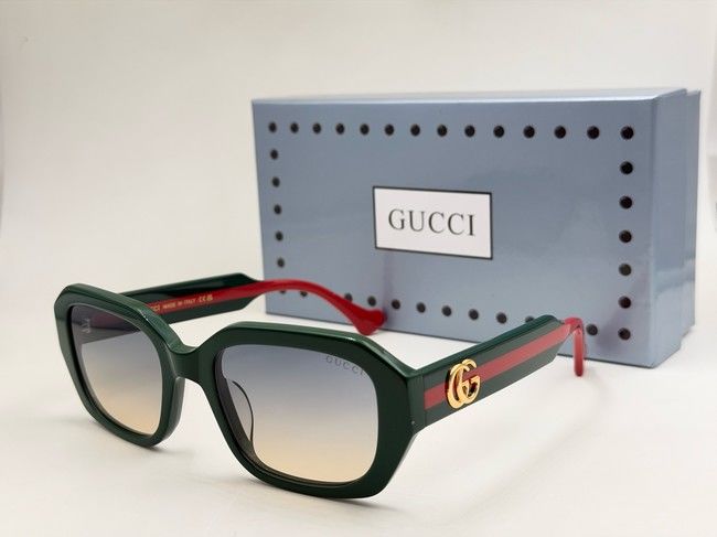 Gucci Sunglasses GS000028