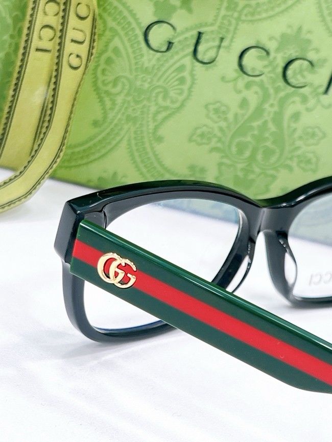 Gucci Sunglasses GS000070
