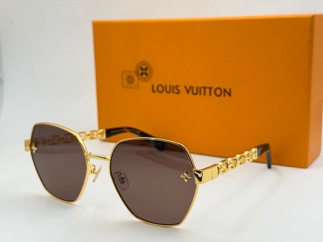 Louis Vuitton Sunglasses LVS000021