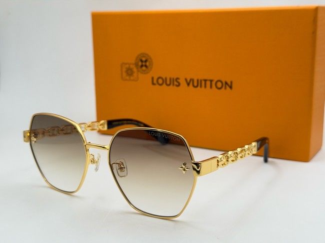 Louis Vuitton Sunglasses LVS000023