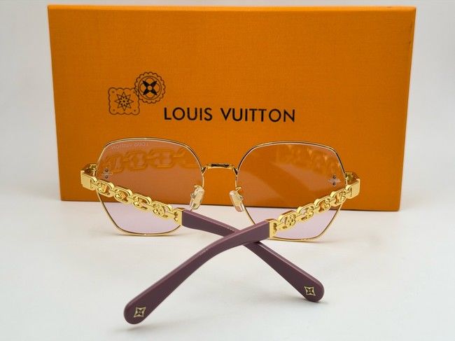 Louis Vuitton Sunglasses LVS000026