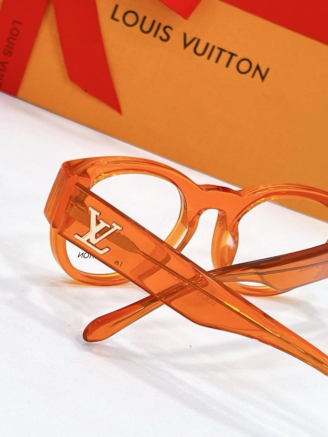 Louis Vuitton Sunglasses LVS000055