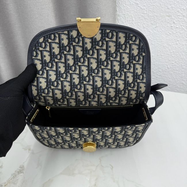 Medium Dior Medaillon Flap Bag Blue Dior Oblique Jacquard M3922Q Medium Dior Medaillon Flap Bag Blue Dior Oblique Jacquard M3922Q